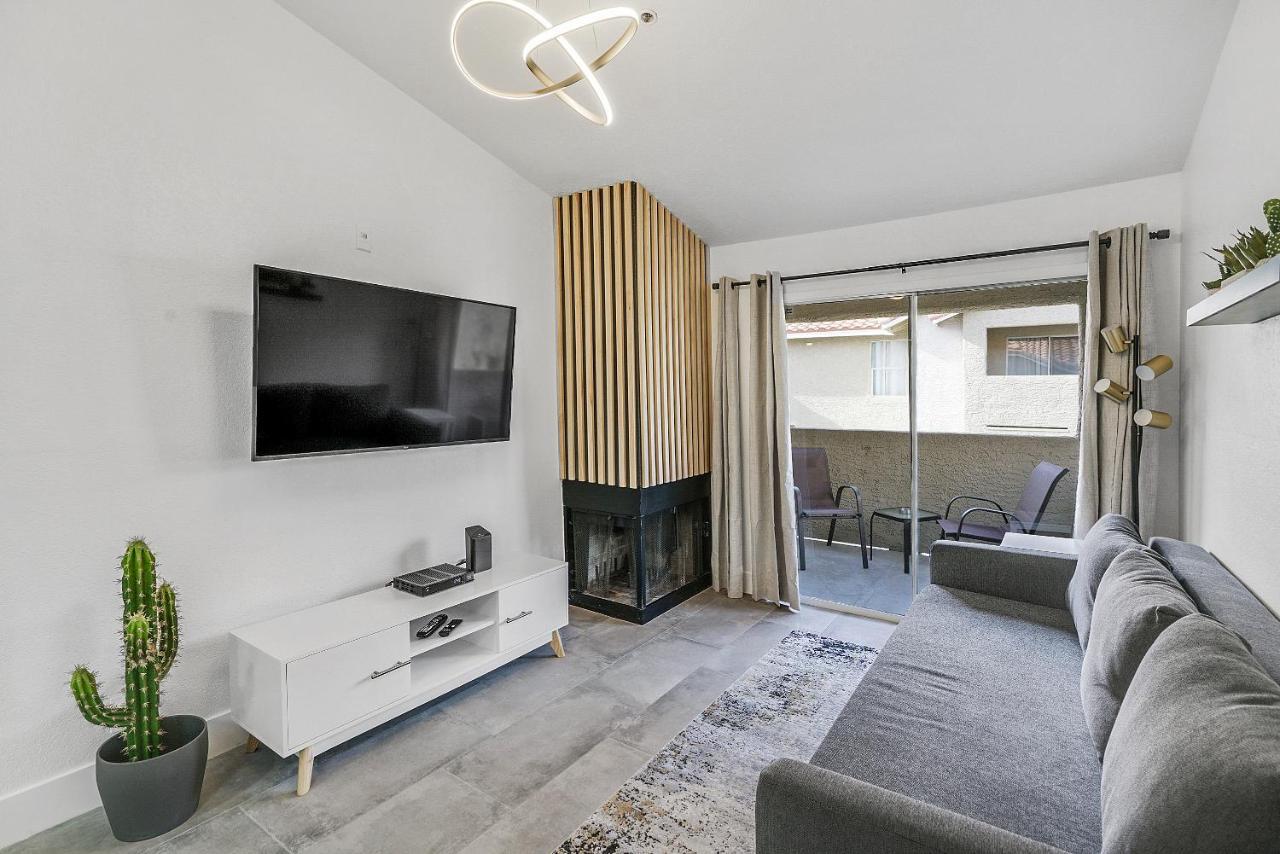 Condo Close To Strip And Raiders Stadium Las Vegas Eksteriør billede