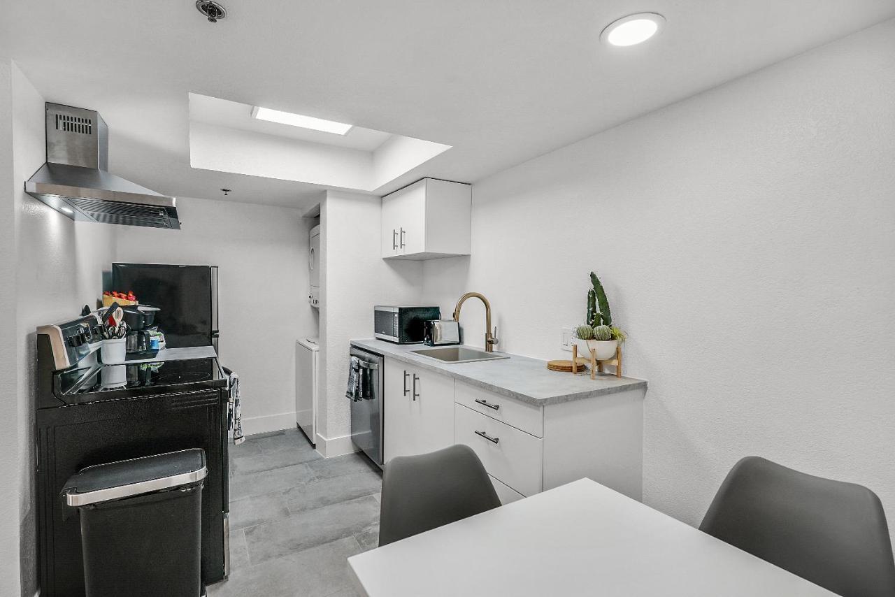 Condo Close To Strip And Raiders Stadium Las Vegas Eksteriør billede